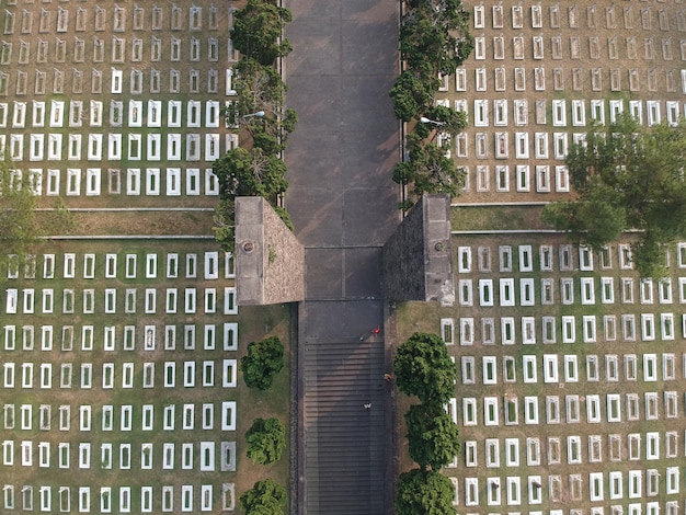 Battery Storage for Solar: Is It Worth the Investment in 2025?