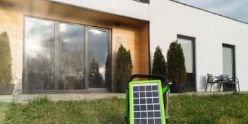 Net Metering Policies in 2025: Maximize Solar Savings - Cover Image