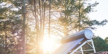 Renewable Energy Tariffs: Your 2025 Cost Navigation Guide - Cover Image