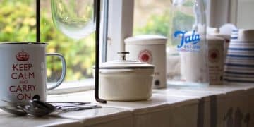 Eco-Friendly Cleaning Products: Your Guide to a Non-Toxic Home - Cover Image
