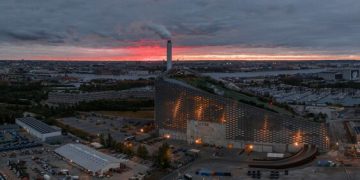 Carbon Capture Breakthrough: 45% Emission Cut in US Coal Plants Enough? - Cover Image