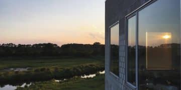Energy-Efficient Windows: Slash Heat Loss & Save Money in the US - Cover Image